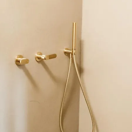 Nočitev z zajtrkom Grad House