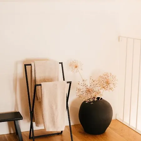 Bed & Breakfast Grad House Štanjel