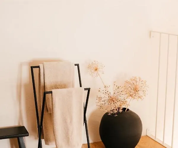 Nočitev z zajtrkom Grad House Stanjel